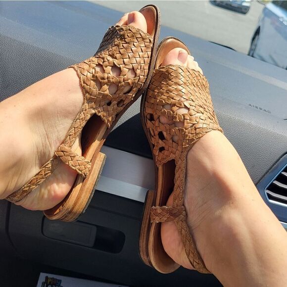 SESTO MEUCCI size 7 Sandals - Picture 1 of 7